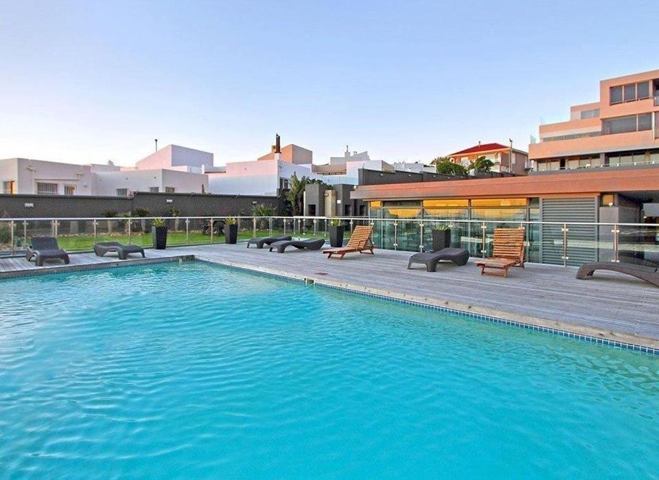 Sea Breeze Apartment Cape Town Exterior photo