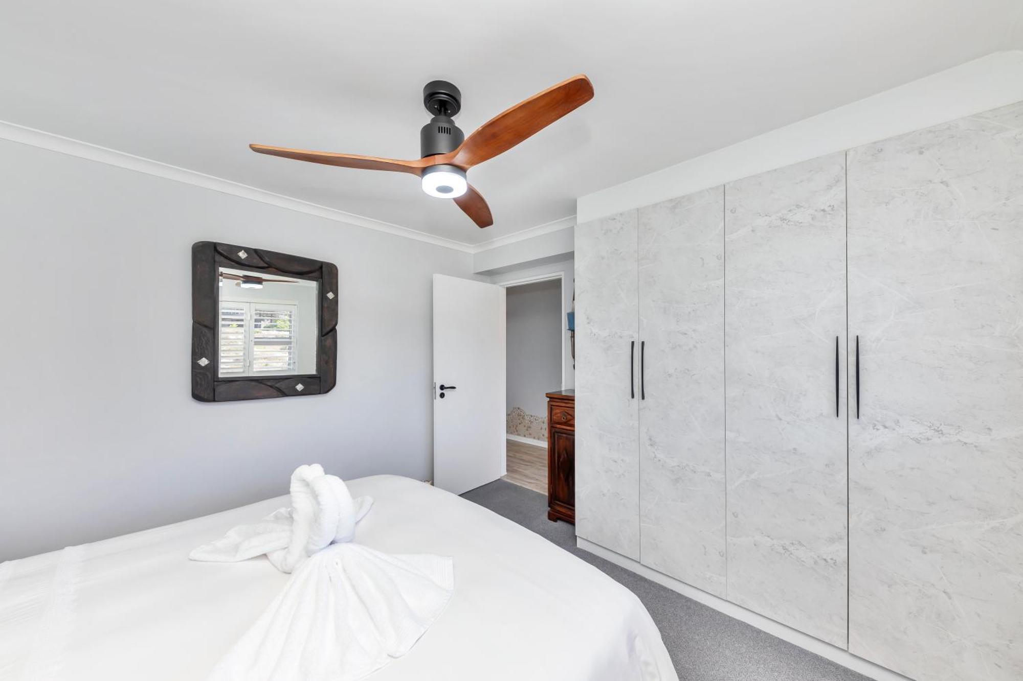 Sea Breeze Apartment Cape Town Exterior photo