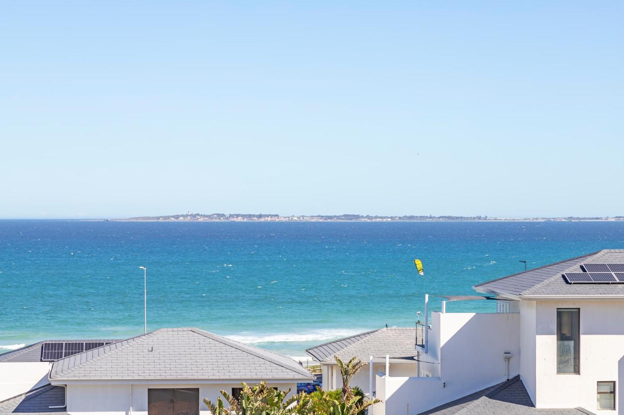 Sea Breeze Apartment Cape Town Exterior photo